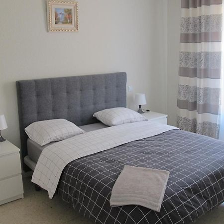 Apartamento B Ani Apartment อาลิกันเต ภายนอก รูปภาพ
