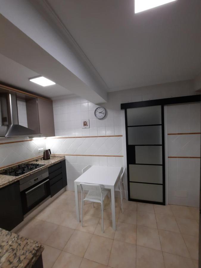 Apartamento B Ani Apartment อาลิกันเต ภายนอก รูปภาพ