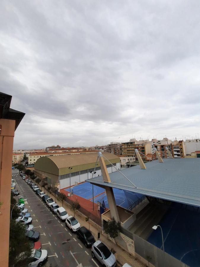 Apartamento B Ani Apartment อาลิกันเต ภายนอก รูปภาพ