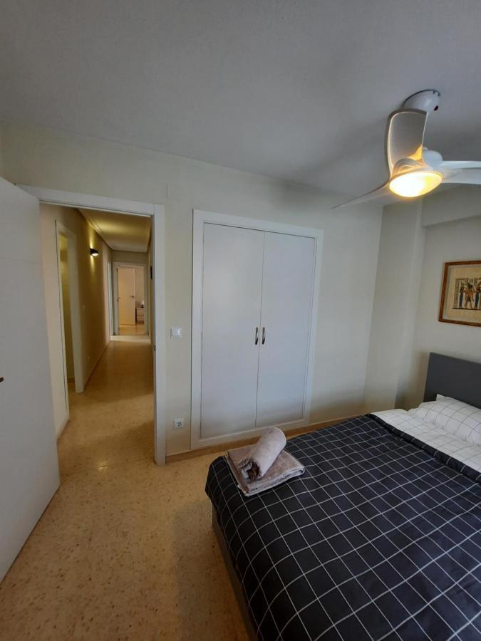 Apartamento B Ani Apartment อาลิกันเต ภายนอก รูปภาพ