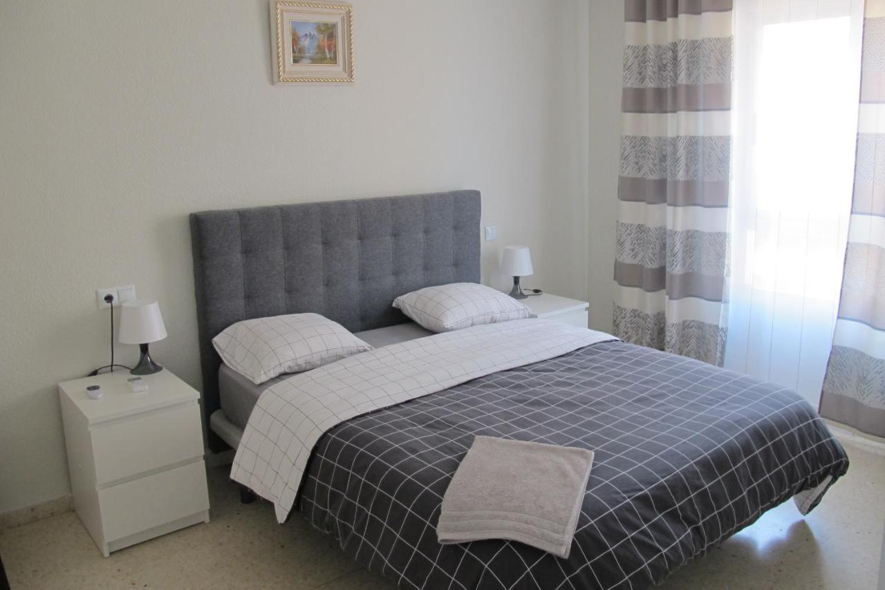 Apartamento B Ani Apartment อาลิกันเต ภายนอก รูปภาพ